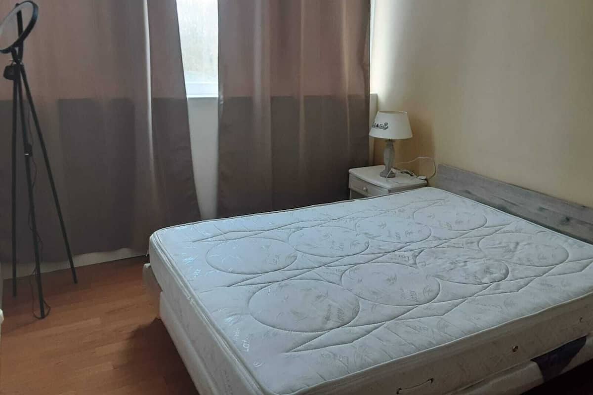 Standard Double Room | WiFi (free), bed sheets