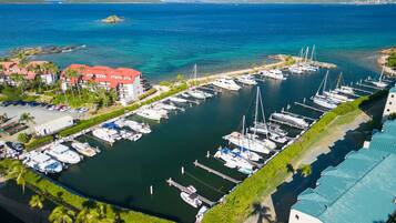 Marina/club náutico