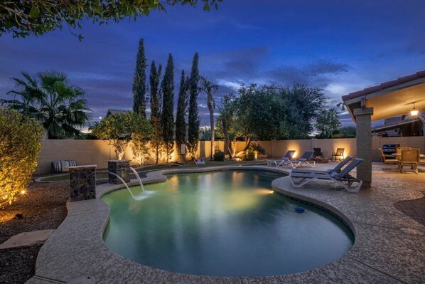 Outdoor pool, a heated pool