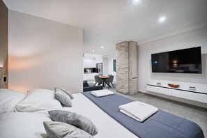 11 chambres, fer et planche à repasser, Wi-Fi gratuit, draps fournis