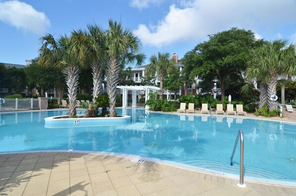 Outdoor pool, a heated pool - Incredible NOLA-Inspired Condo in Baytowne Wharf! (Miramar Beach)