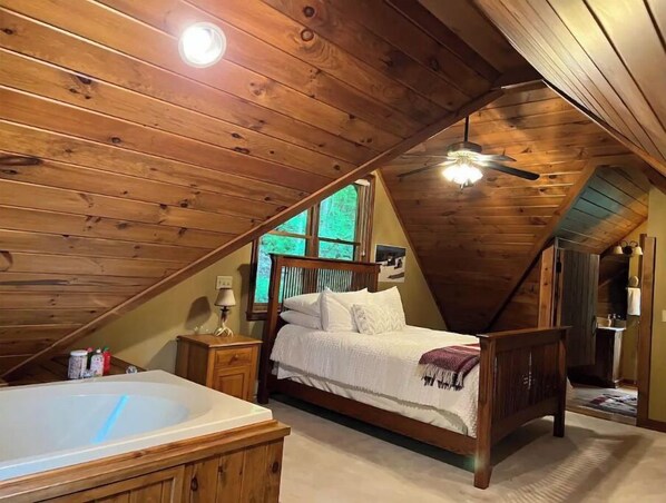 3 habitaciones, escritorio, wifi gratis y ropa de cama