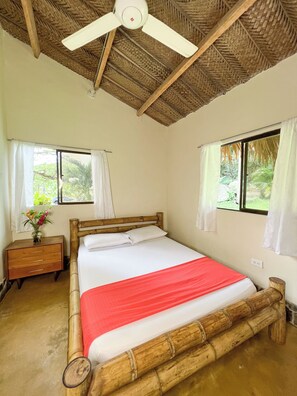 Eenvoudig huisje | Individueel gedecoreerd, individueel gemeubileerd, gratis wifi