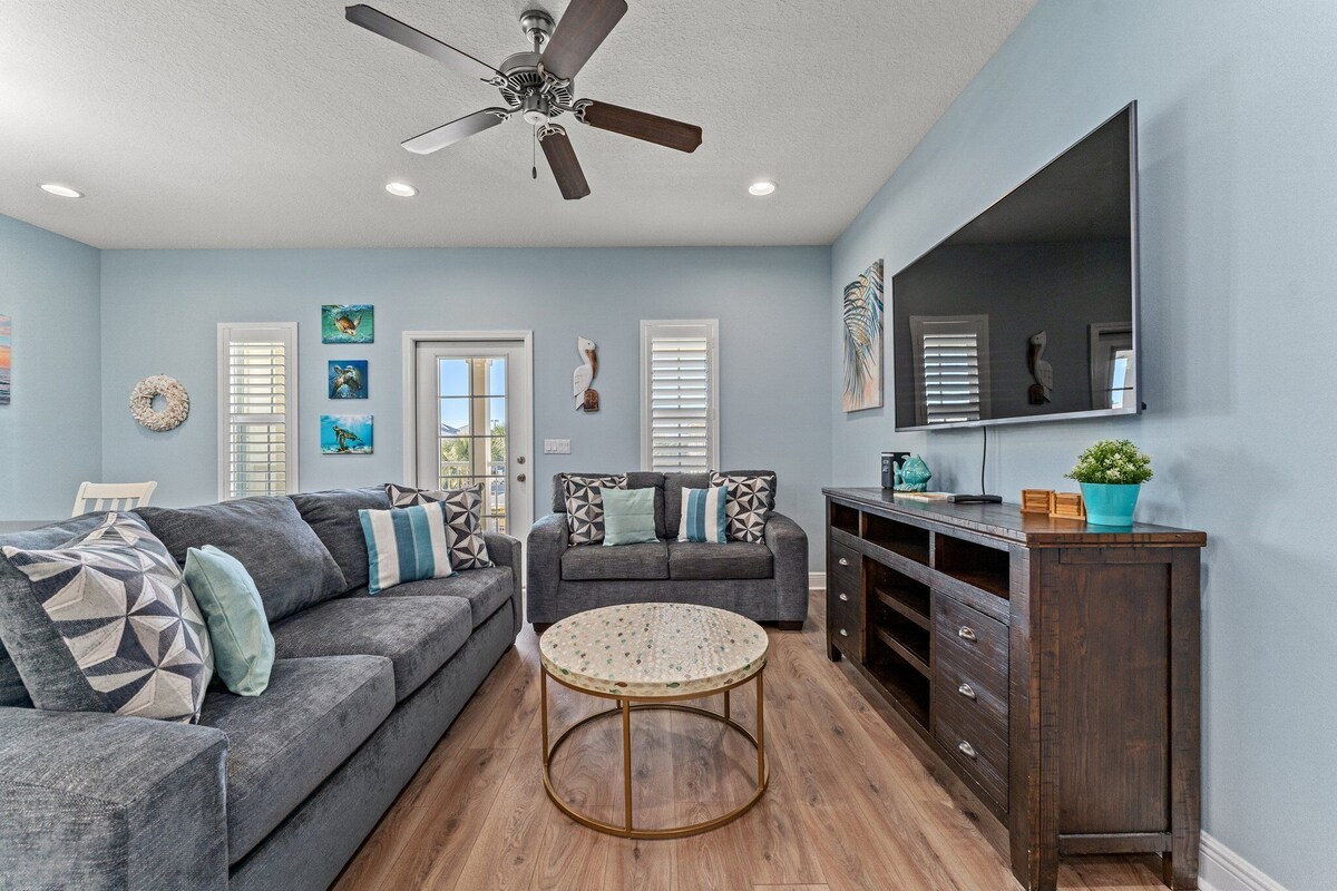 Photo 7 of Coastal Getaway-Heated Pool-Golf Cart Included-Walk to Beach!!