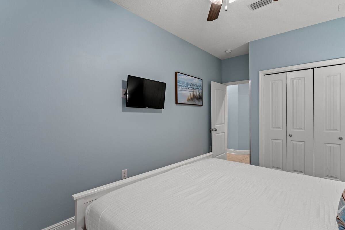 Photo 18 of Coastal Getaway-Heated Pool-Golf Cart Included-Walk to Beach!!