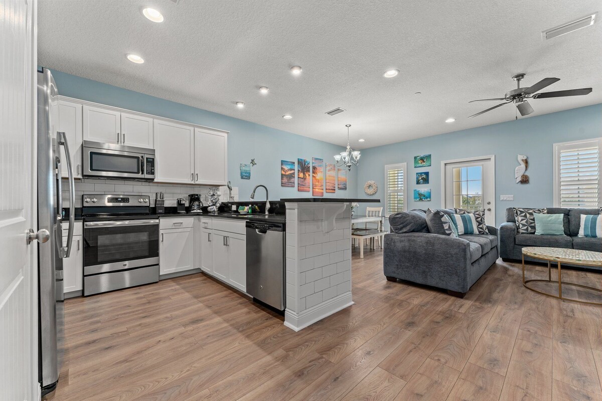 Photo 5 of Coastal Getaway-Heated Pool-Golf Cart Included-Walk to Beach!!
