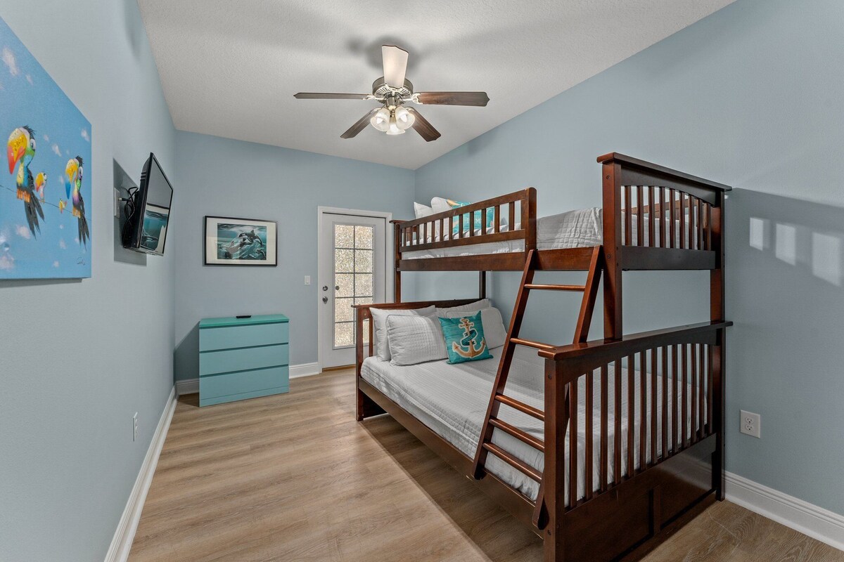 Photo 19 of Coastal Getaway-Heated Pool-Golf Cart Included-Walk to Beach!!