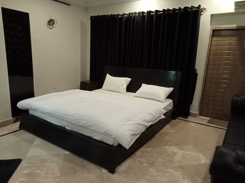 Luxus Home Away From Home