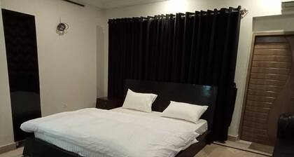 Luxus Home Away From Home