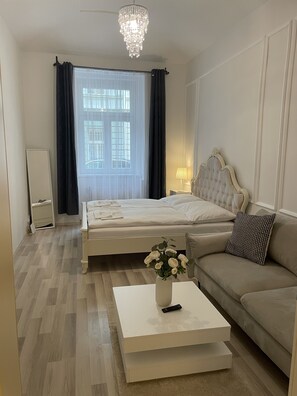 2 bedrooms - Helen Homestay Vyšehrad (Praha - Vyšehrad)