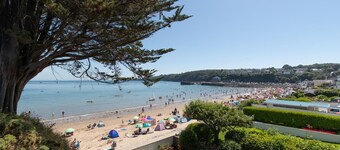 On The Beach - Direct Beach Access Sea Views