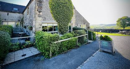 Charming country cottage with stunning views