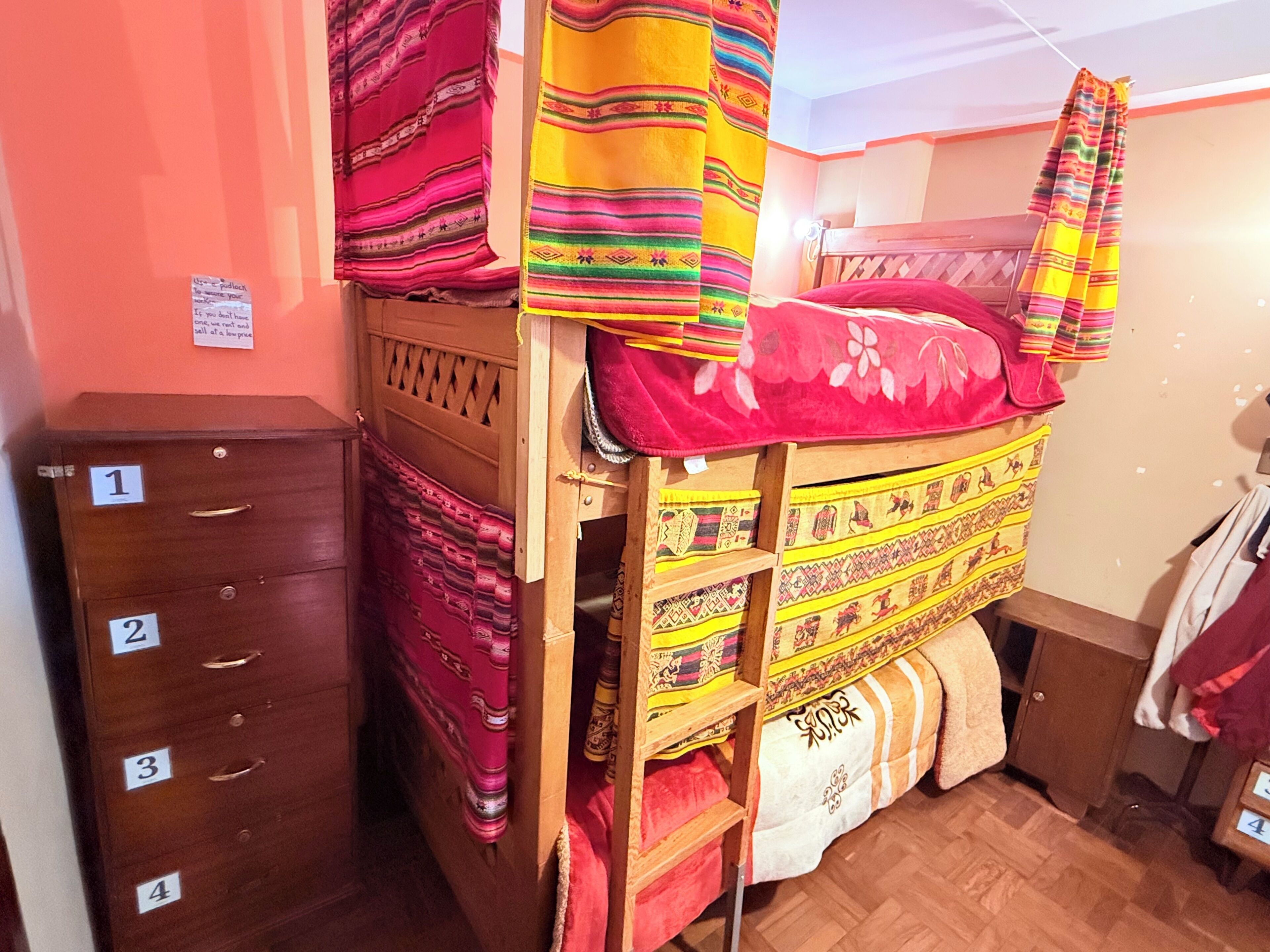 Panoraamayhteismajoitus | Untuvapeitot, minibaari (osa tuotteista ilmaisia)