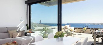Home2Book Design & Breathtaking Sea Views El Porís