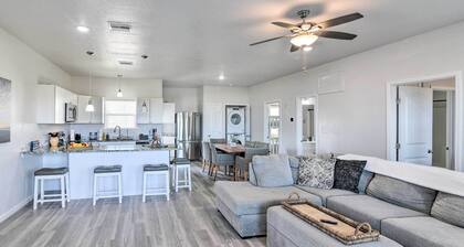 Near Ocean: Surfside Beach Gem w/ Deck & Views!