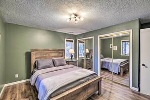 2 bedrooms, Internet, bed sheets - Peaceful Cottage w/ Mtn View Near ATV Trails! (Welch)