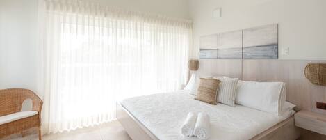 3 quartos, Wi-Fi de cortesia, roupa de cama