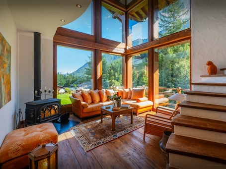 Interior. Chalet Cinq Moutons - Swiss mountain stay 14p, spa & nature - OVO Network