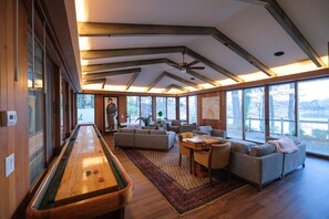 Interior - Family Compound: waterfront, 6 acres + pool (Spring Lake)