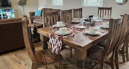 Hill Country Lodge * Great for Groups & Multi Family Gatherings