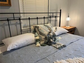 5 Schlafzimmer, Bügeleisen/Bügelbrett, kostenloses WLAN, Bettwäsche