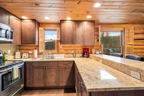 Amazing Secluded Cabin On 10 Acres, Close To Breck