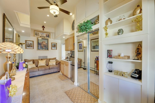 Cozy & Convenient Elmont Retreat w/ Patio!
