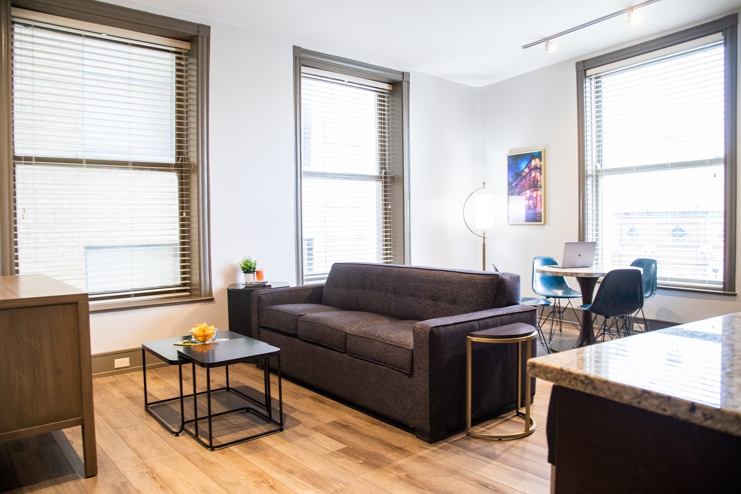 テレビ、書斎 / ワークスペース