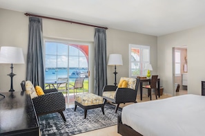 2 bedrooms, in-room safe, iron/ironing board, free WiFi - Luxe 2 Bedroom Suite in Beachfront Resort (Sandys Parish)