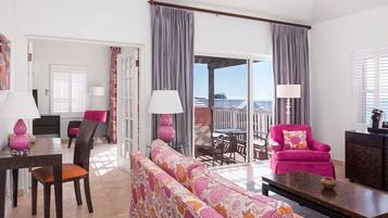 Een televisie en een kantoor