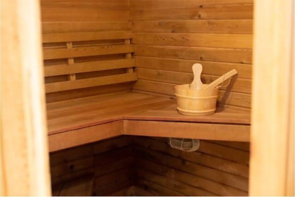 The West Quincy House In Town W\/Sauna & Garage, Hancock, MI Vacation