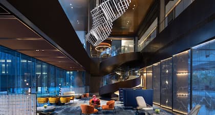 voco Hefei Binhu by IHG