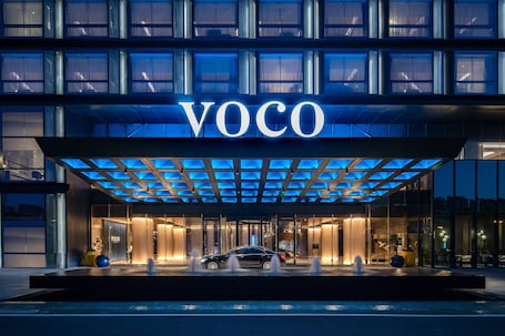 Exterior. voco Hefei Binhu by IHG