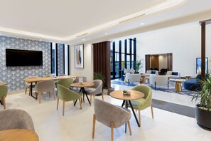 Exterior - Holiday Inn Riyadh the Business District by IHG (Riyadh)