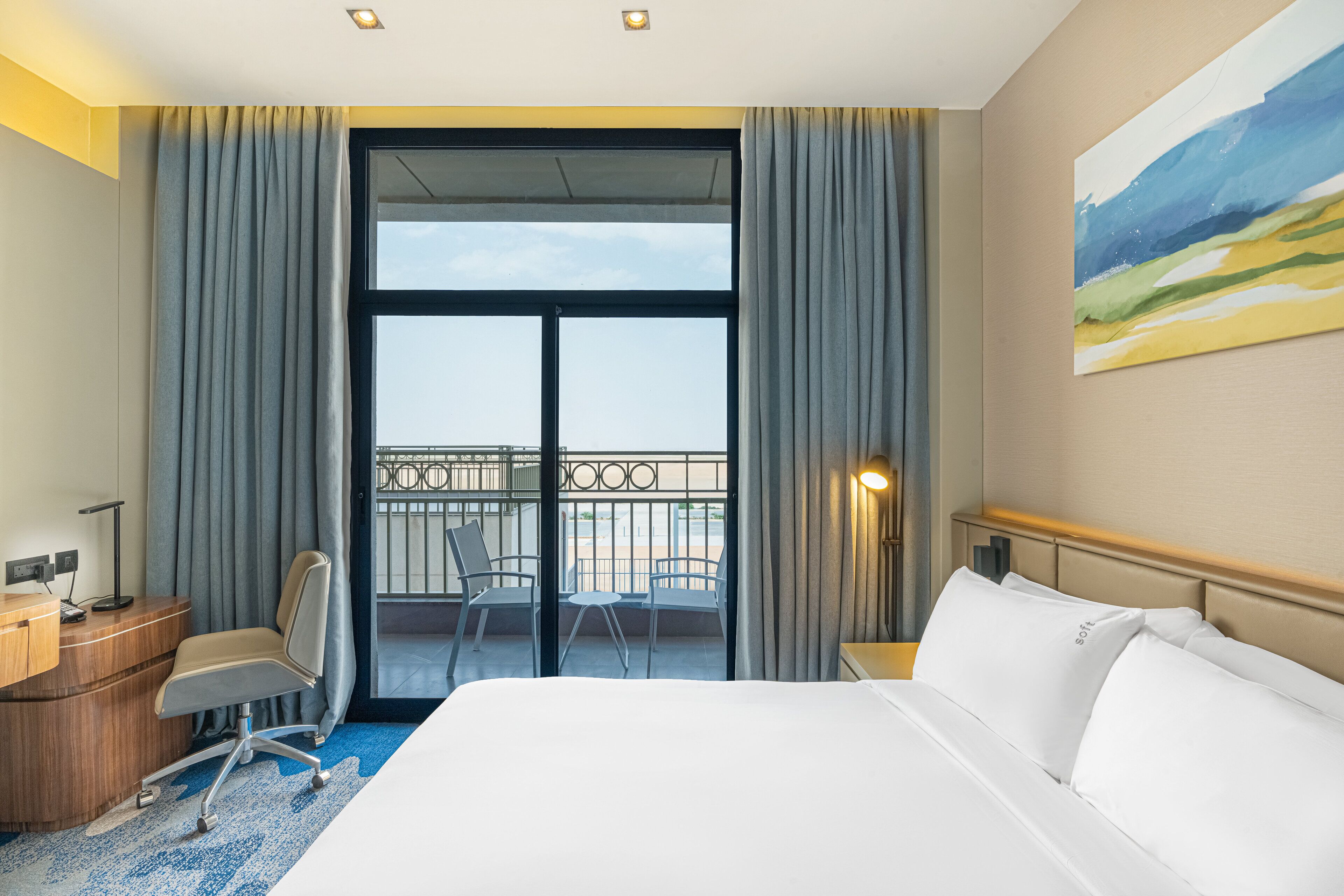 1 bedroom, in-room safe, desk, laptop workspace