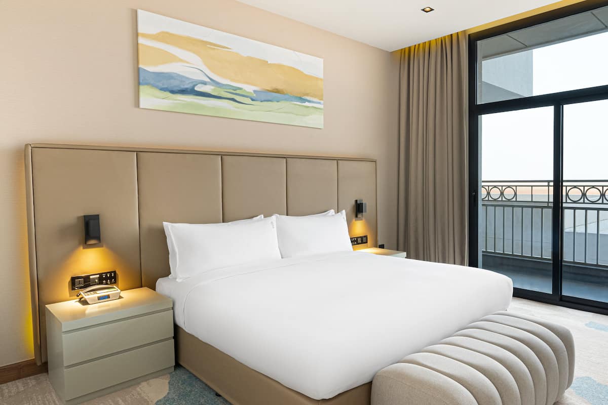 华丽客房, 1 张单人床 | 客房内保险箱、办公桌、笔记本电脑工作区、遮光窗帘