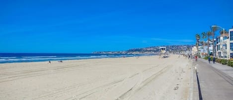 In Strandnähe, Strandtücher