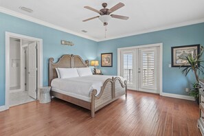 5 bedrooms, iron/ironing board, travel cot, free WiFi - 🐚 Silver Peso | Private Pool | Beach Chairs | Walk to Beach | Newly Renovated! (Miramar Beach)