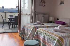 1 bedroom, iron/ironing board, WiFi, bed sheets - Bnbook-Volta52 Rho Fiera (rho)