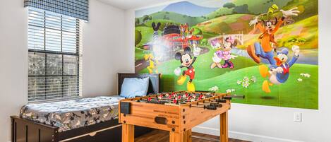 9 Schlafzimmer, Bügeleisen/Bügelbrett, WLAN, Bettwäsche