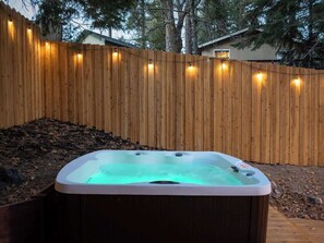 Bain à remous extérieur