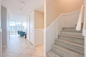 Interior - Beautiful Ocean View 2-Story 2 Bedroom 3 Bath Condo in Kingston Plantation - North Hampton 1714 (Myrtle Beach)