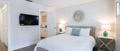 3 bedrooms, iron/ironing board, travel crib, free WiFi