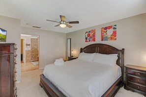 4 bedrooms, iron/ironing board, WiFi, bed sheets