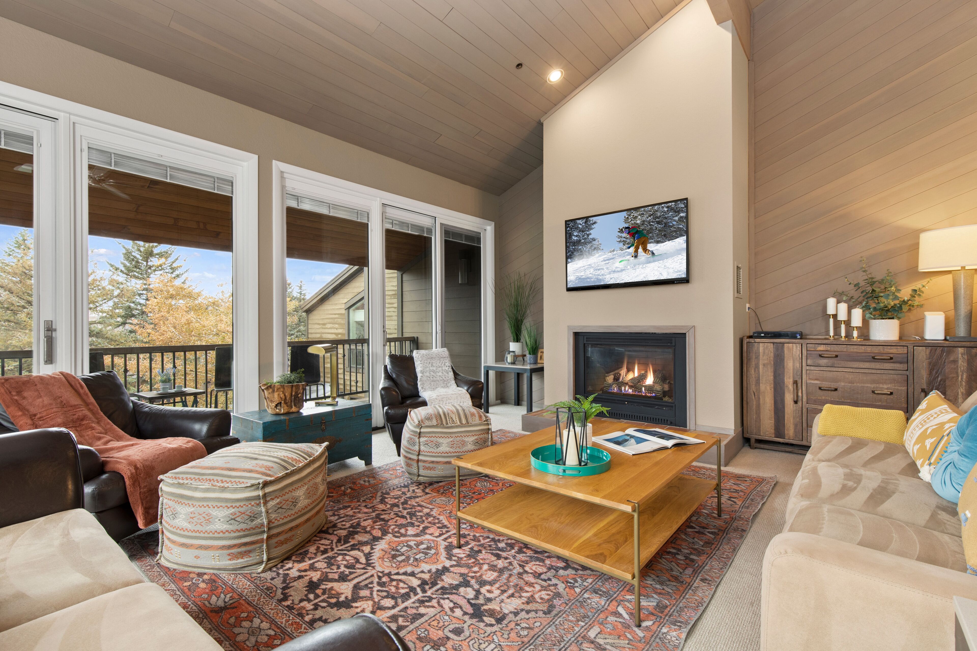 Summer at Park City Fairway View 2520! Luxe amenities year-round: hot tub, activities
