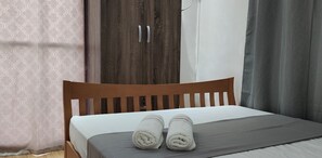 4 bedrooms, free WiFi - New Built Apartment and fully furnished (Ormoc)