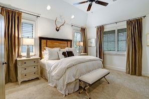4 habitaciones, tabla de planchar con plancha y wifi gratis