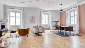 Uklassifisert bilde, 3 av 40, knapp