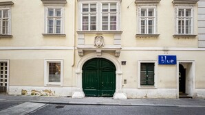 Uklassifisert bilde, 2 av 40, knapp