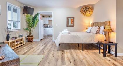 Far East Escape: Zen apartment, Japanese tea table